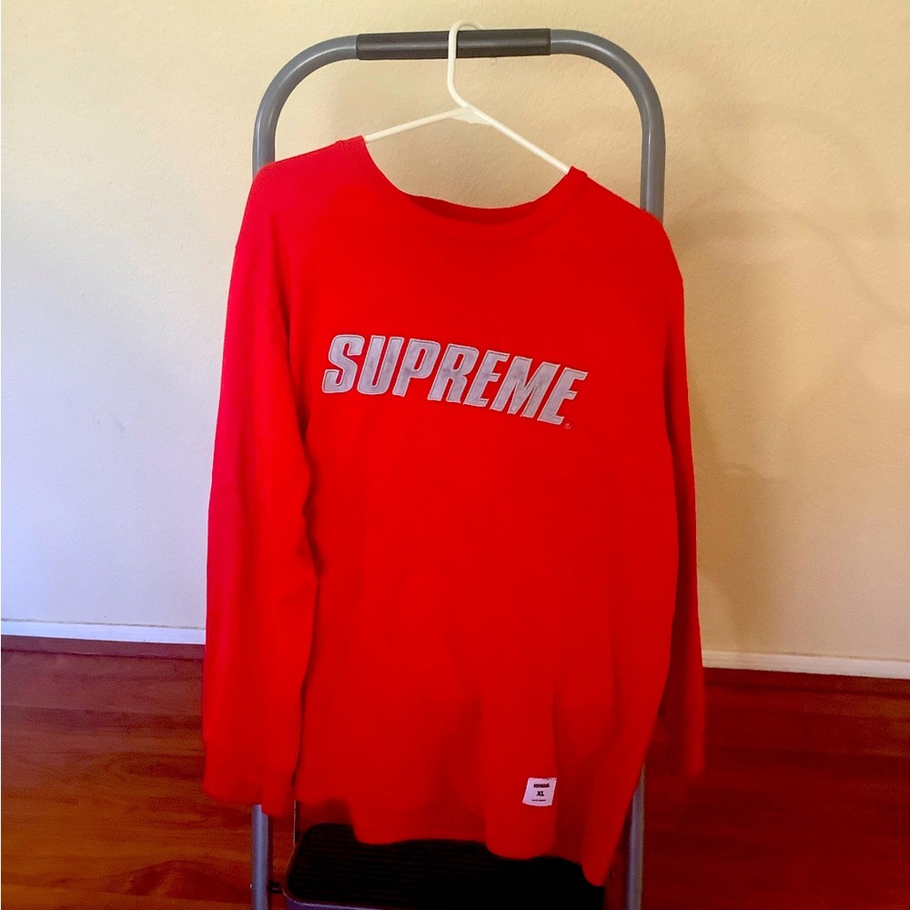 Supreme long sleeve sweatshirt